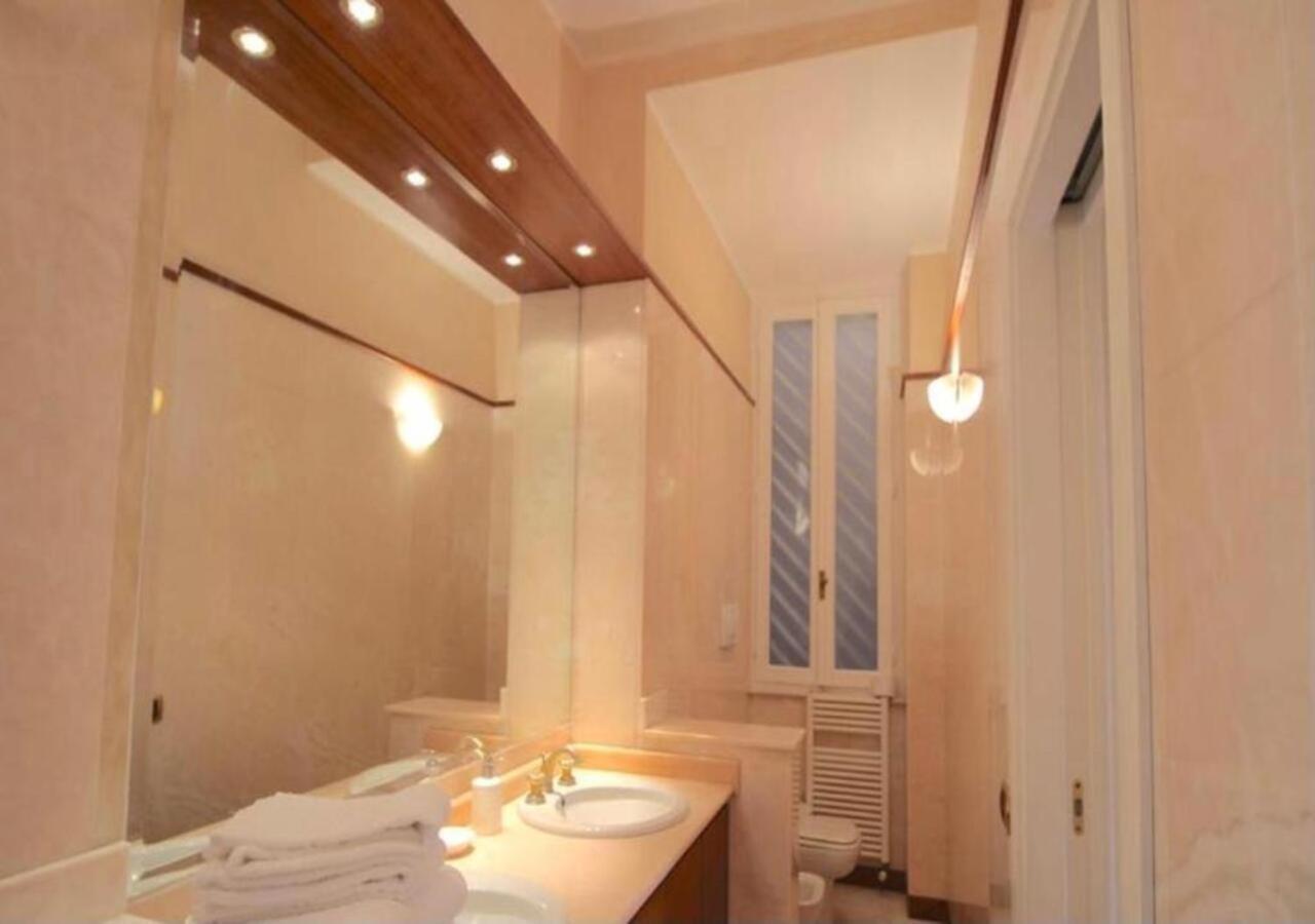 Trevi Nice Holiday - Luxury Apartment Rome Buitenkant foto