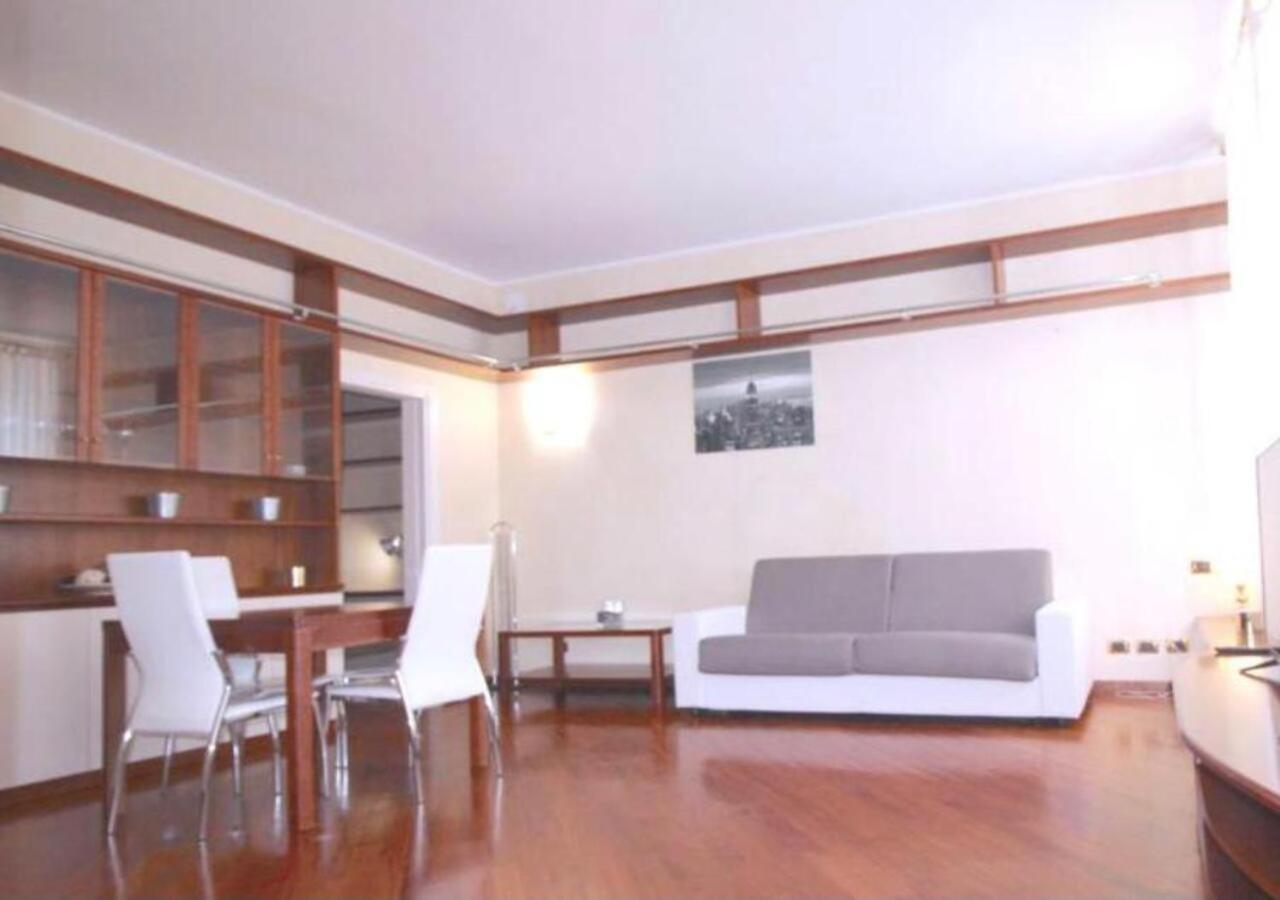Trevi Nice Holiday - Luxury Apartment Rome Buitenkant foto