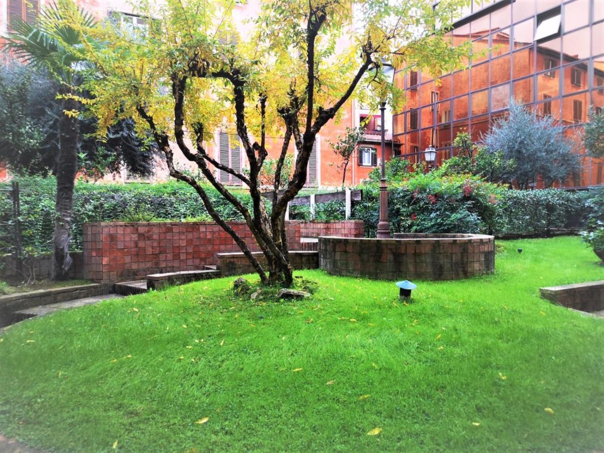 Trevi Nice Holiday - Luxury Apartment Rome Buitenkant foto